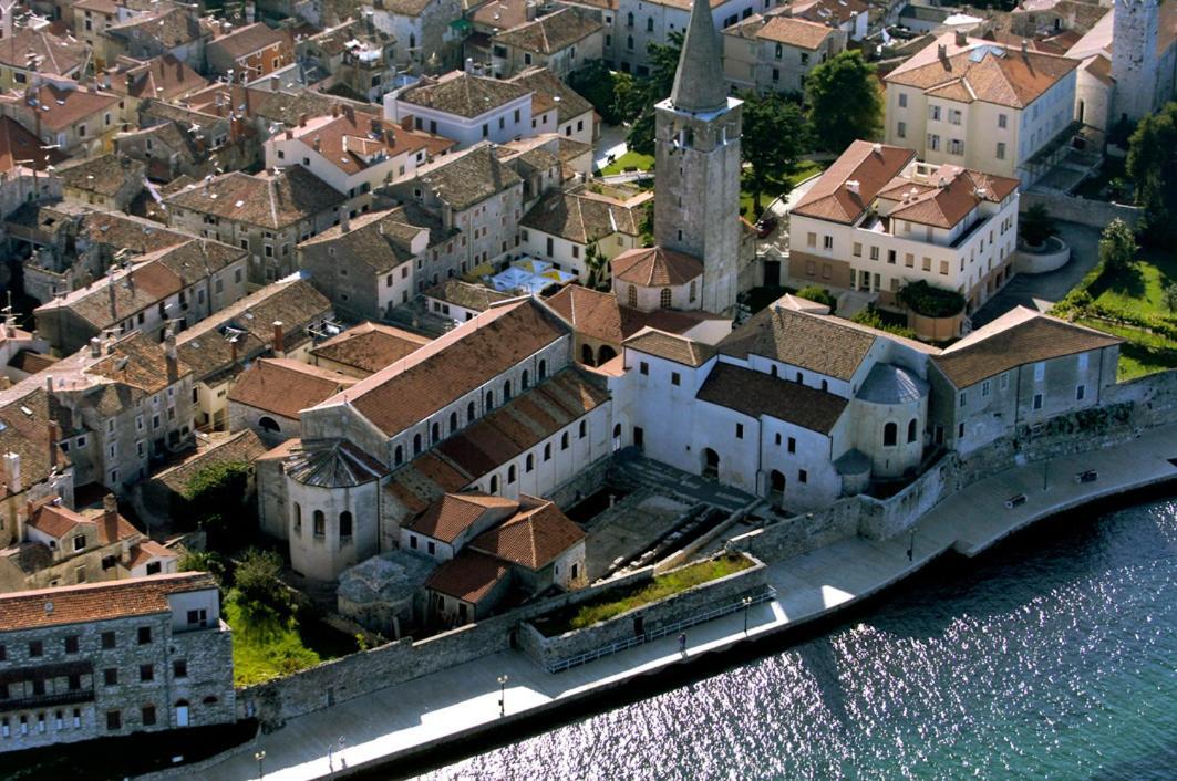 Romeo And Juliet Apartment With Balcony And Sea View Porec Luaran gambar