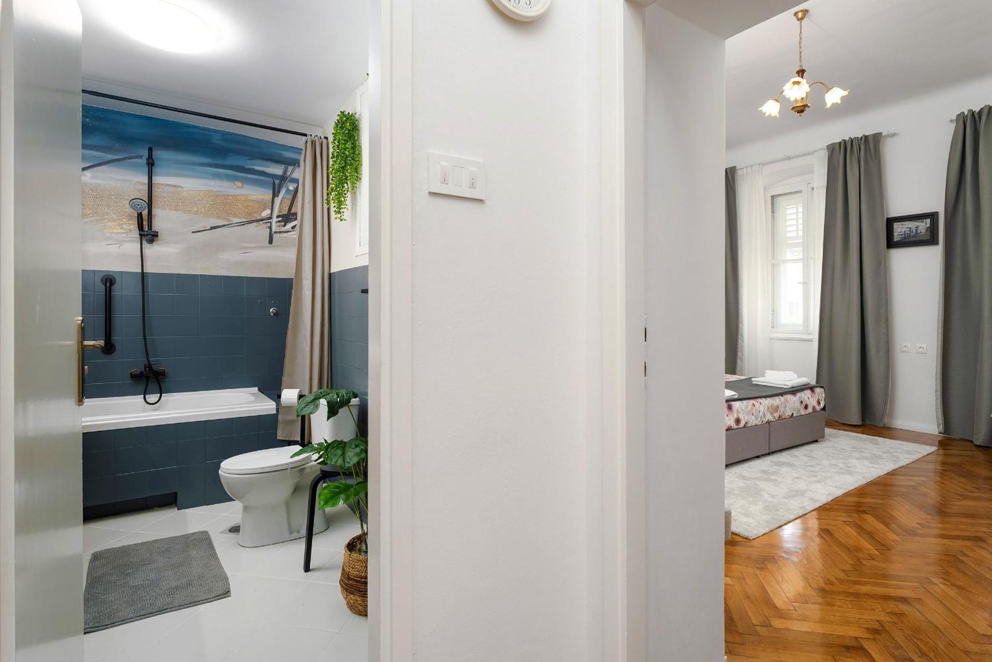Romeo And Juliet Apartment With Balcony And Sea View Porec Luaran gambar