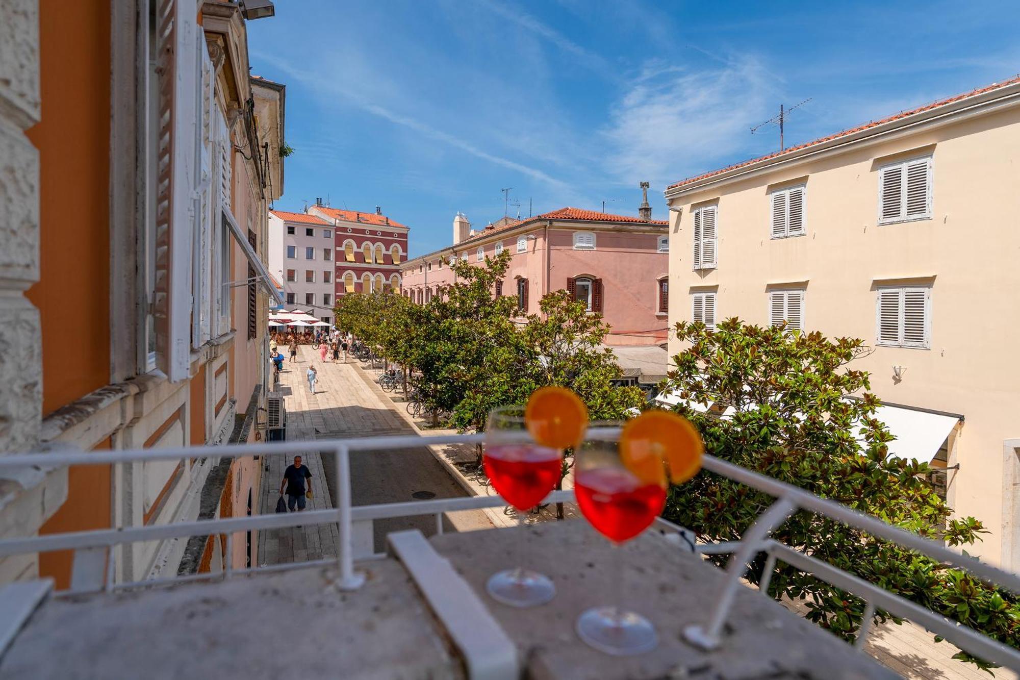 Romeo And Juliet Apartment With Balcony And Sea View Porec Luaran gambar